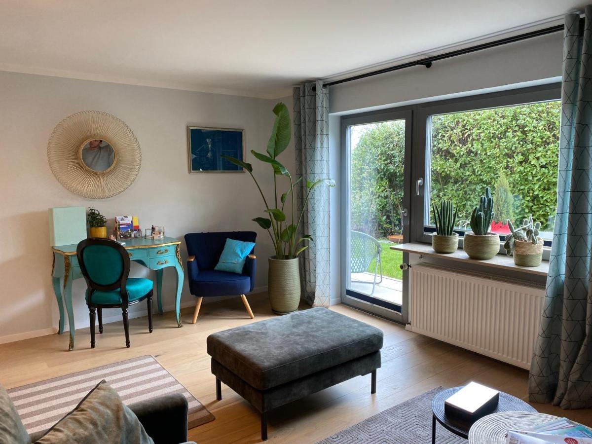 Schoene Wohnung Mit Ausblick Und Gartensitzplatz Лёррах Экстерьер фото
